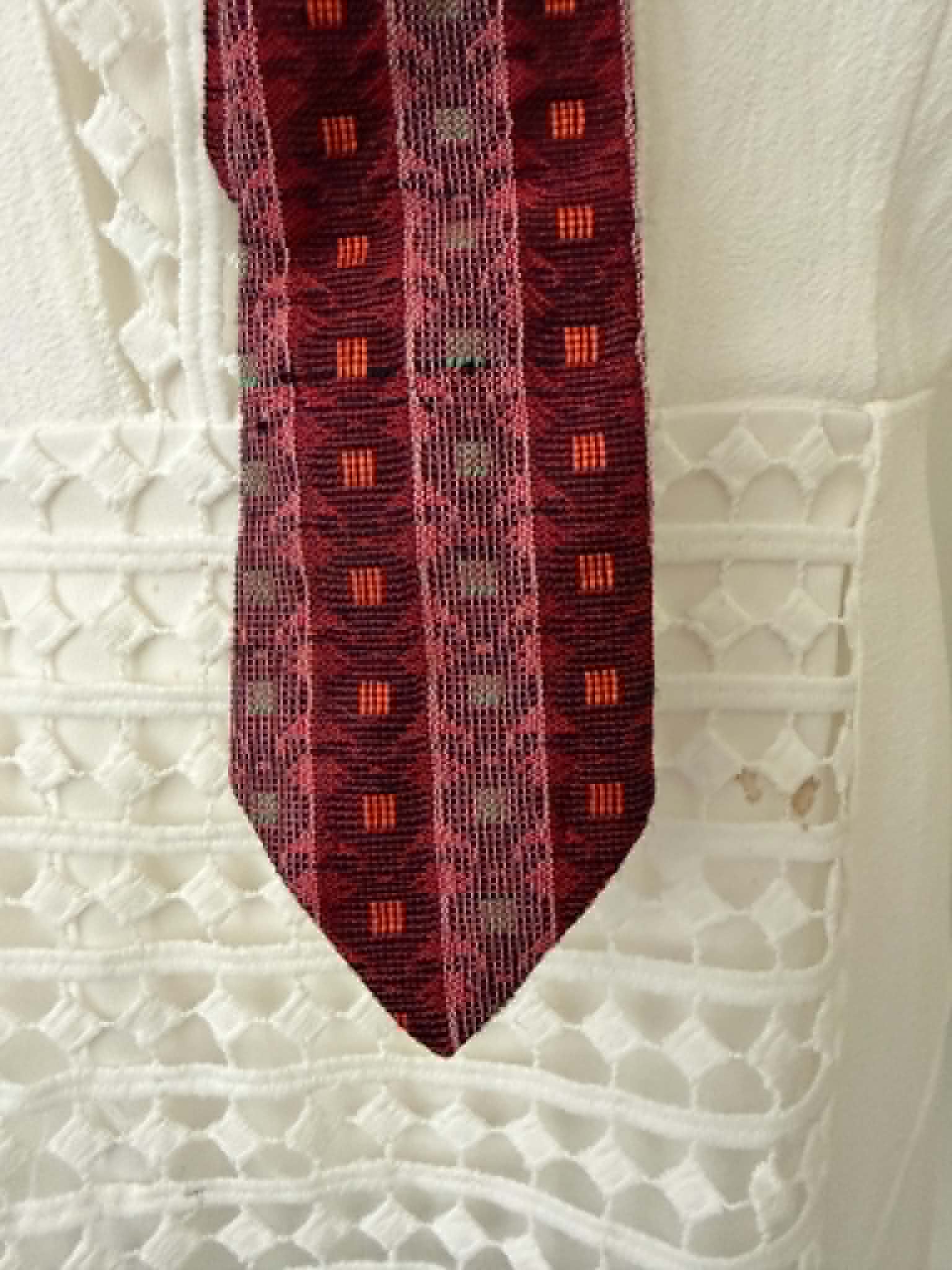 Nepali Dhaka Tie