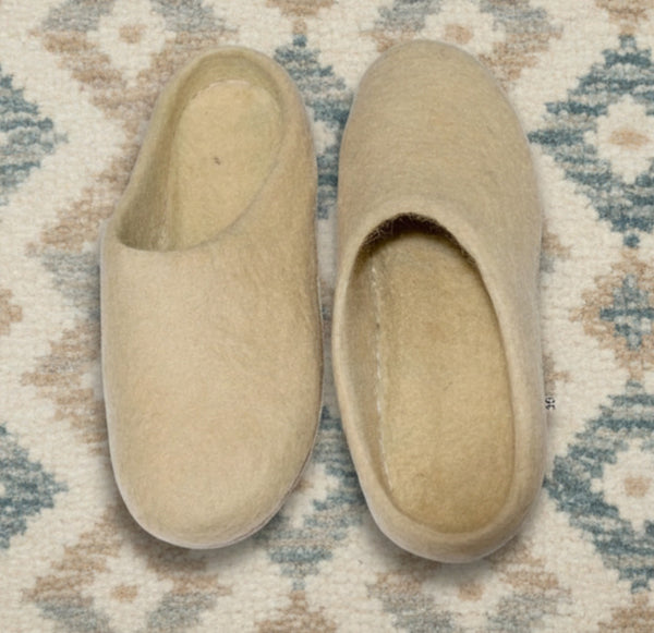 Felt Slippers- Cream