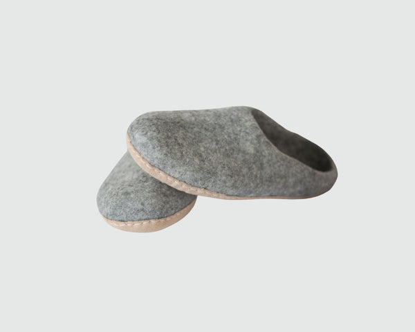 Felt Slippers-Grey