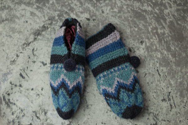 Women’s knitted socks
