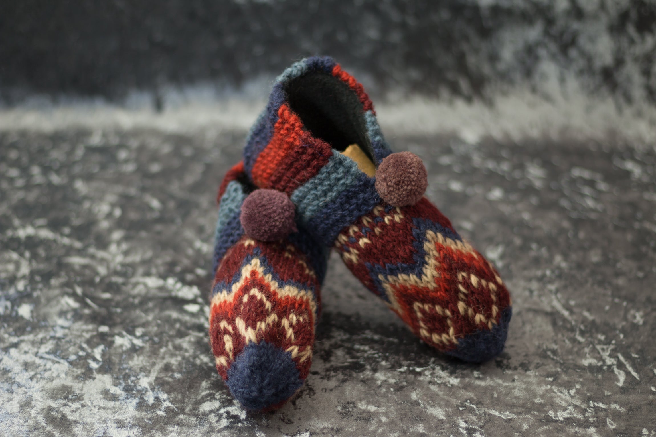 Women’s knitted socks